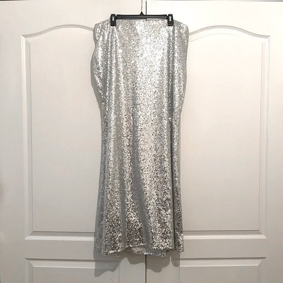 XXL Silver Shiny Stretch Sequin Maxi Skirt - Perfect For Weddings & Bridesmaids - Picture 4 of 5